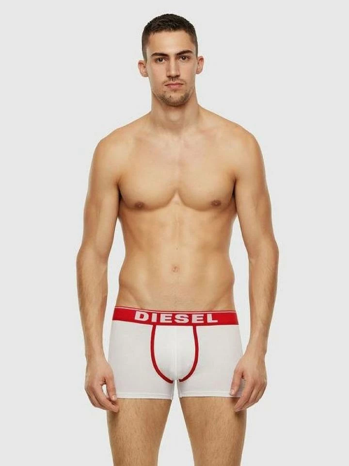 Diesel Boxershorts »Damien Classic Trunk« (3 Stück) im 3er Pack Grau#ft5_slash#oliv#ft5_slash#blau, Schwarz#ft5_slash#weiß#ft5_slash#rot, Schwarz#ft5_slash#weiß#ft5_slash#blau, Rot#ft5_slash#hellblau#ft5_slash#blau 2 Diesel Boxershorts »Damien Classic Trunk« (3 Stück) im 3er Pack Grau#ft5_slash#oliv#ft5_slash#blau, Schwarz#ft5_slash#weiß#ft5_slash#rot, Schwarz#ft5_slash#weiß#ft5_slash#blau, Rot#ft5_slash#hellblau#ft5_slash#blau – Bild 2