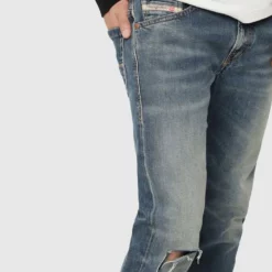 Diesel Slim-fit-Jeans Destroyed Thommer 084ZL W31 L32 7 Diesel Slim-fit-Jeans Destroyed Thommer 084ZL W31 L32 -Diesel Verkäufe 6fe2c4e2 7d78 5d24 9e40 d331a050a86a